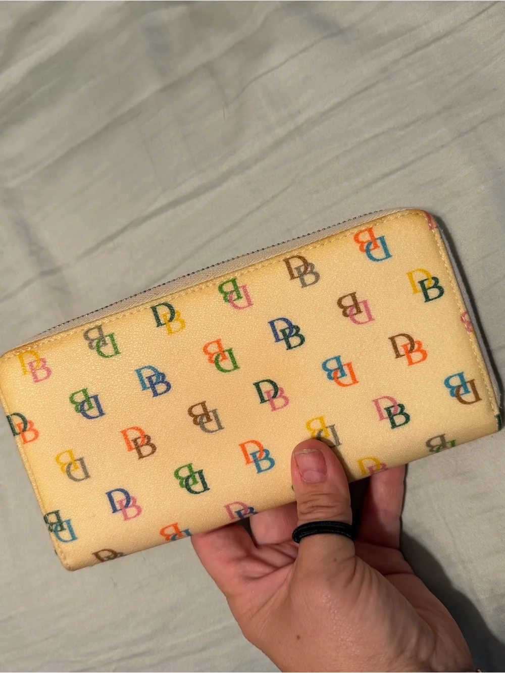 Dooney & Bourke Y2K vintage rainbow zip wallet